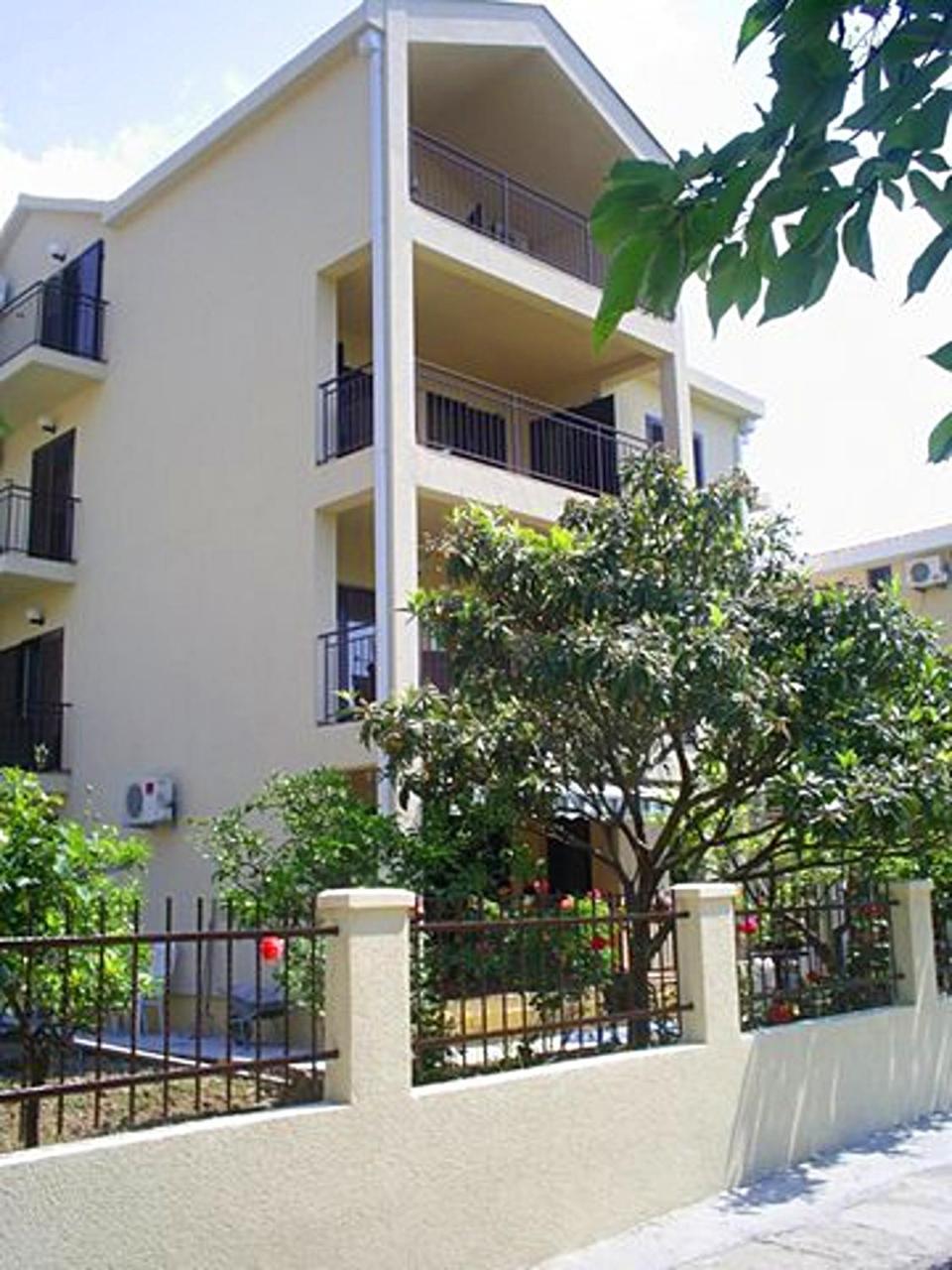 Apartments And Rooms Marija Budva Zewnętrze zdjęcie
